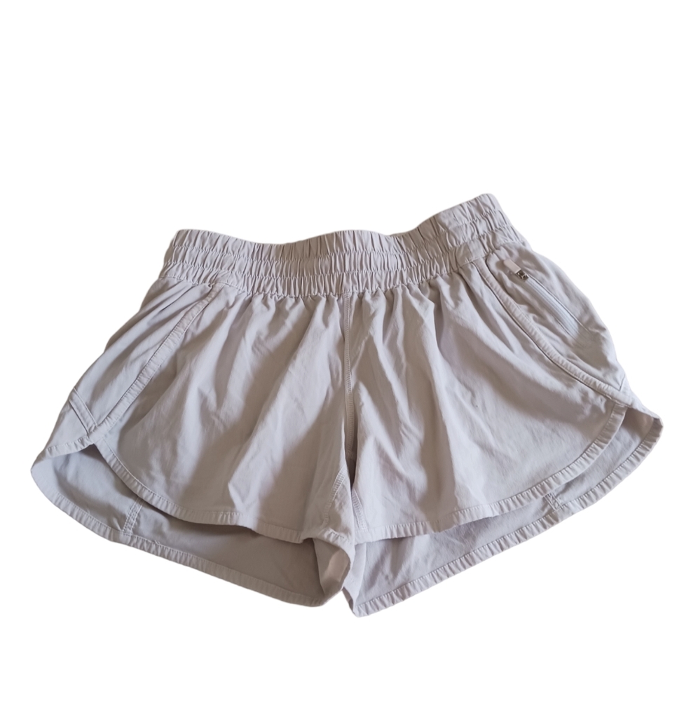 Lululemon Tracker Short V